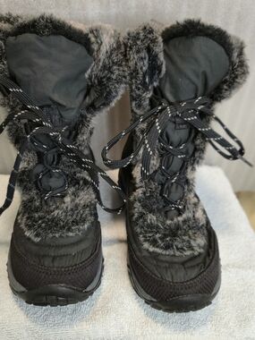 THE NORTH FACE Girls Black Winter Boots Sz 1   Fur Trim Goose Down WORN ONCE!484